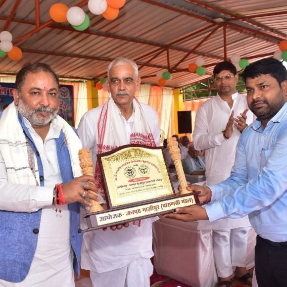 रेवतीपुर से बनारस के लिए रोड़वेज का संचालन शुरू