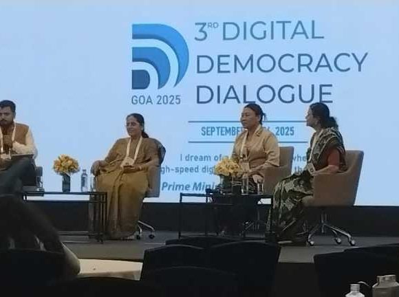 गोवा में डिजिटल डेमोक्रेसी डायलॉग का दूसरा दिन, सुरक्षा, तकनीक, आर्थिक विकास, स्त्री शक्ति और विश्वबन्धुत्व पर गहन चर्चा :आचार्य संजय तिवारी