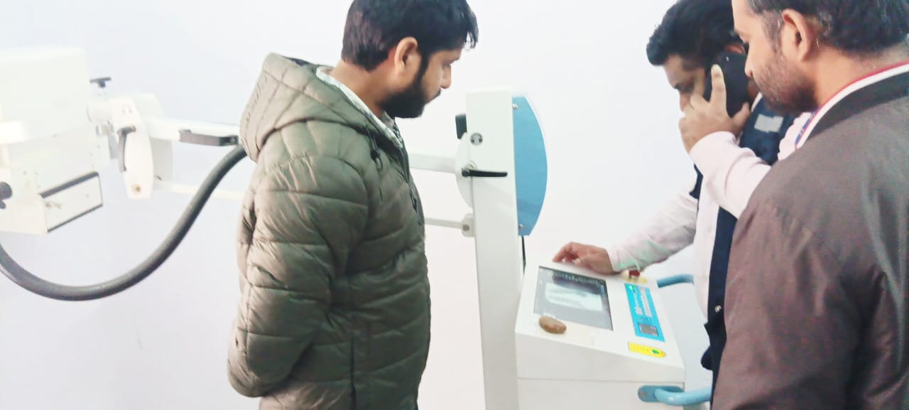 रेवतीपुर सामुदायिक स्वास्थ्य केन्द्र को मिला ऐक्स- रे की आधुनिक मशीन।
