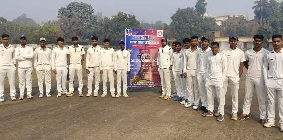 गाजीपुर डिस्ट्रिक्ट क्रिकेट लीग 2025 के दूसरे सुपर लीग मैच में मवेरिक्स विजयी।