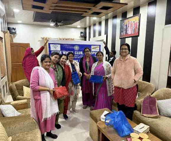 इनर व्हील क्लब गाजीपुर के निदेशक मंडल की बैठक संपन्न।