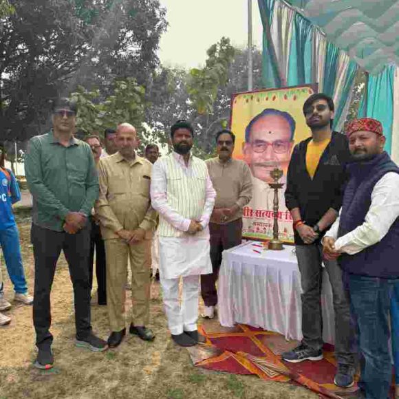 कर्मवीर स्व० सत्यदेव सिंह इंटर-डिस्ट्रिक्ट चैंपियंस कप 2026 आरम्भ, पहला मैच जौनपुर क्रिकेट एसोसिएशन के नाम।
