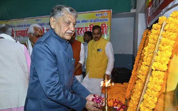 स्वामी सहजानंद सरस्वती जी की 137वीं जयंती बी एस डी पब्लिक स्कूल रेवतीपुर के सभागार में आयोजित हुआ।