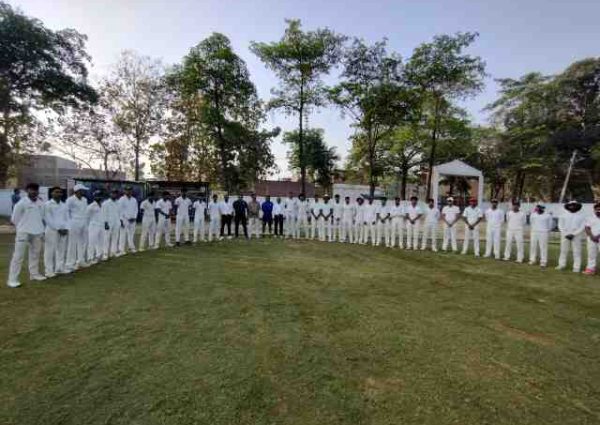 यू०पी०सी०ए० के दिशा-निर्देशन में इंटर डिस्ट्रिक्ट अंडर 19 ट्रायल का हुआ श्रीगणेश, पहला मैच गाजीपुर और देवरिया के बीच – शाश्वत सिंह, अध्यक्ष -जीडीसीए