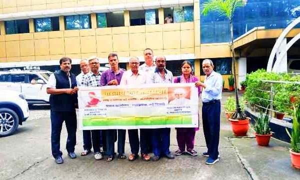 सिंध को आजाद कराने को लेकर भारतीय जन महासभा ने प्रधानमंत्री के नाम पर ज्ञापन सौंपा।