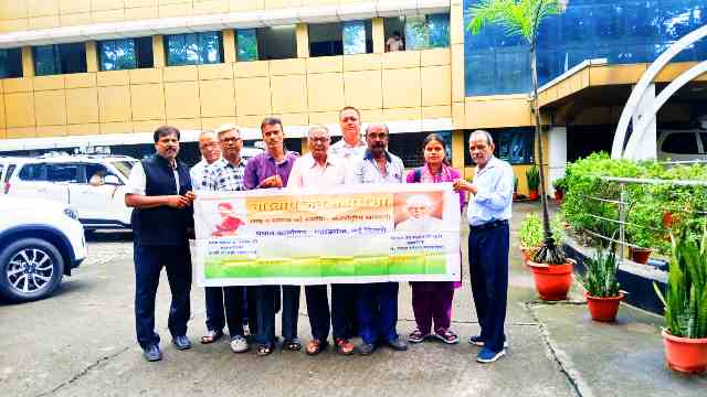 सिंध को आजाद कराने को लेकर भारतीय जन महासभा ने प्रधानमंत्री के नाम पर ज्ञापन सौंपा।